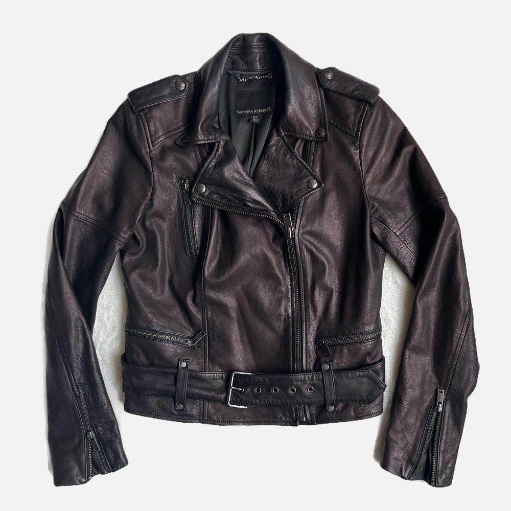 Banana Republic Leather Moto Jacket in Black- Size XS -EUC